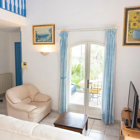 Maison De Tino *